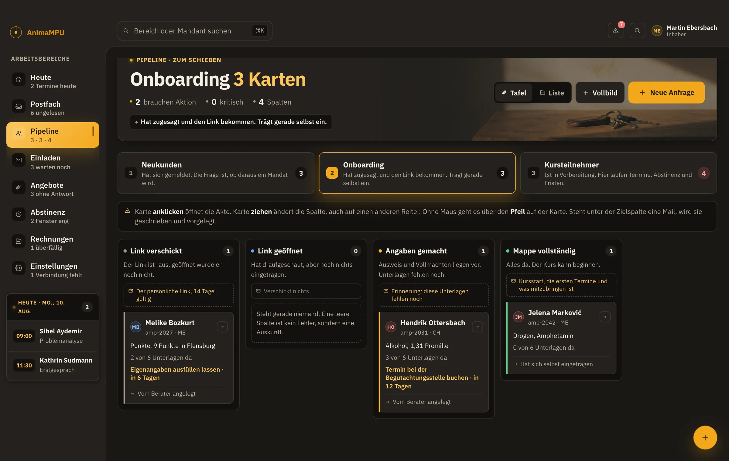 Der Bildschirm „Onboarding“ im AnimaMPU Dashboard. Zugesagt, aber die Unterlagen fehlen noch. Hier sehen Sie auf einen Blick, worauf Sie warten.